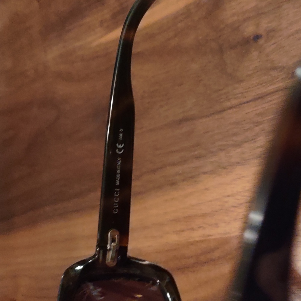 "Gucci" Guccissima Havana Style. Tortoise Shell Color Authentic Sunglasses. - Picture 6 of 17